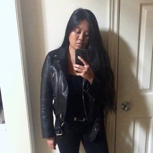 Meet your Posher, Ash